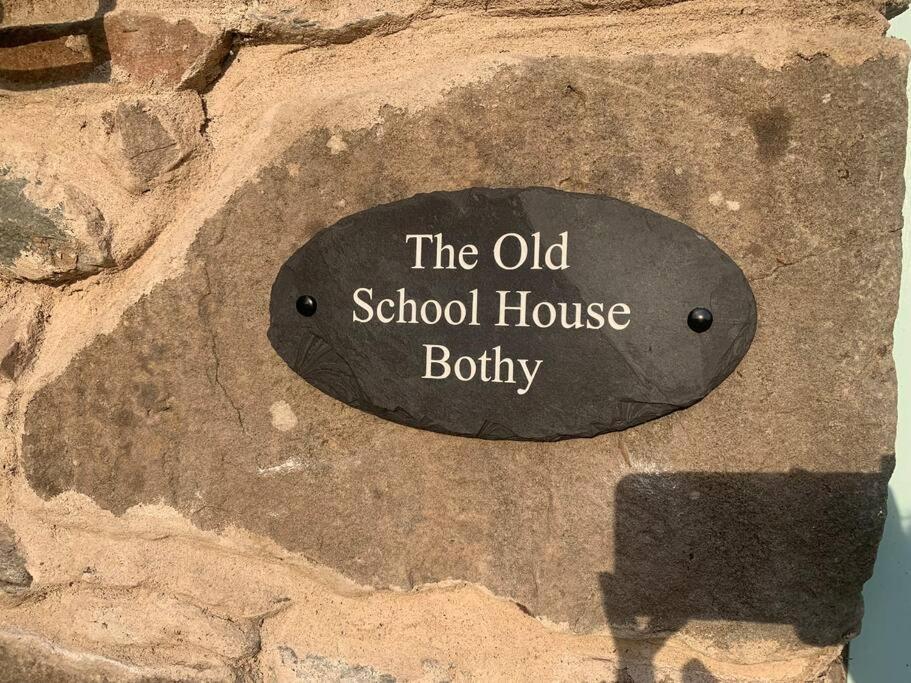 Charming Stone Bothy At Loch Lomond Villa Luss Bagian luar foto